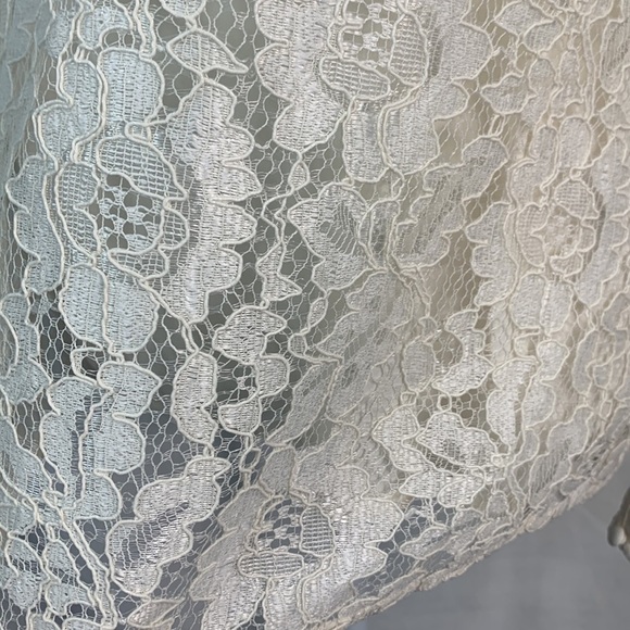 Express Cream Puff Sleeve Lace Top- NWT - Picture 9 of 15